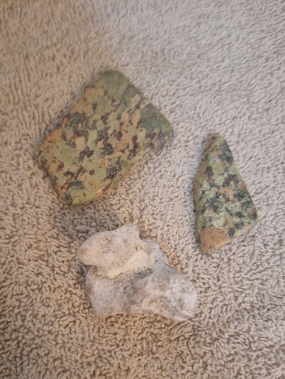 3 Rocks Stones White Green And Tan